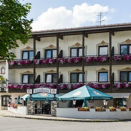 Hotel Restaurant Gradlwirt Niederndorf  ภายนอก รูปภาพ