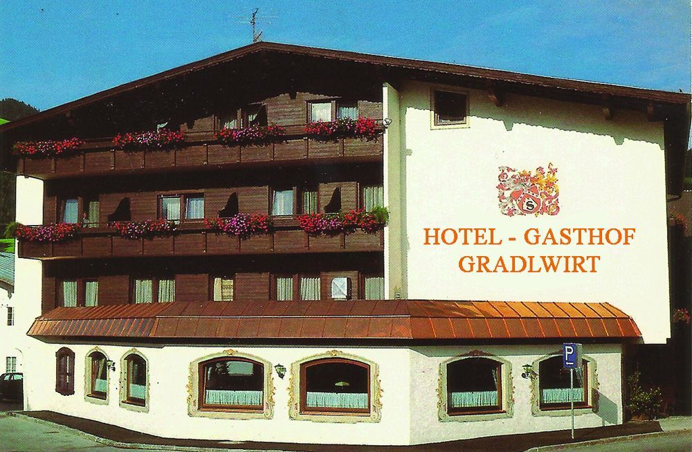 Hotel Restaurant Gradlwirt Niederndorf  ภายนอก รูปภาพ