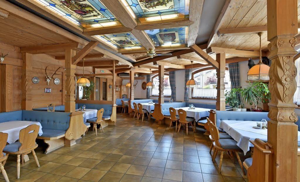 Hotel Restaurant Gradlwirt Niederndorf  ภายนอก รูปภาพ