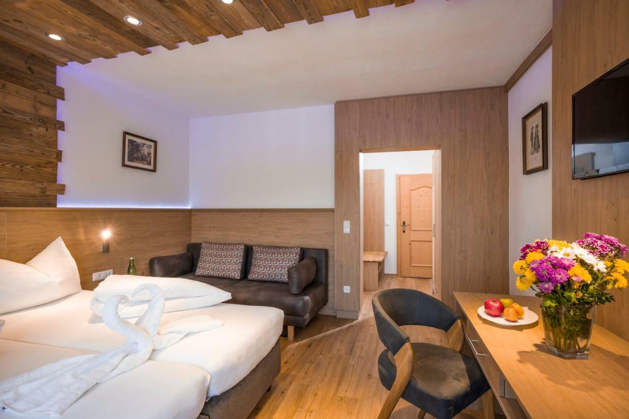 Hotel Restaurant Gradlwirt Niederndorf  ภายนอก รูปภาพ
